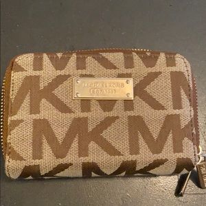 Micheal Kors wallet